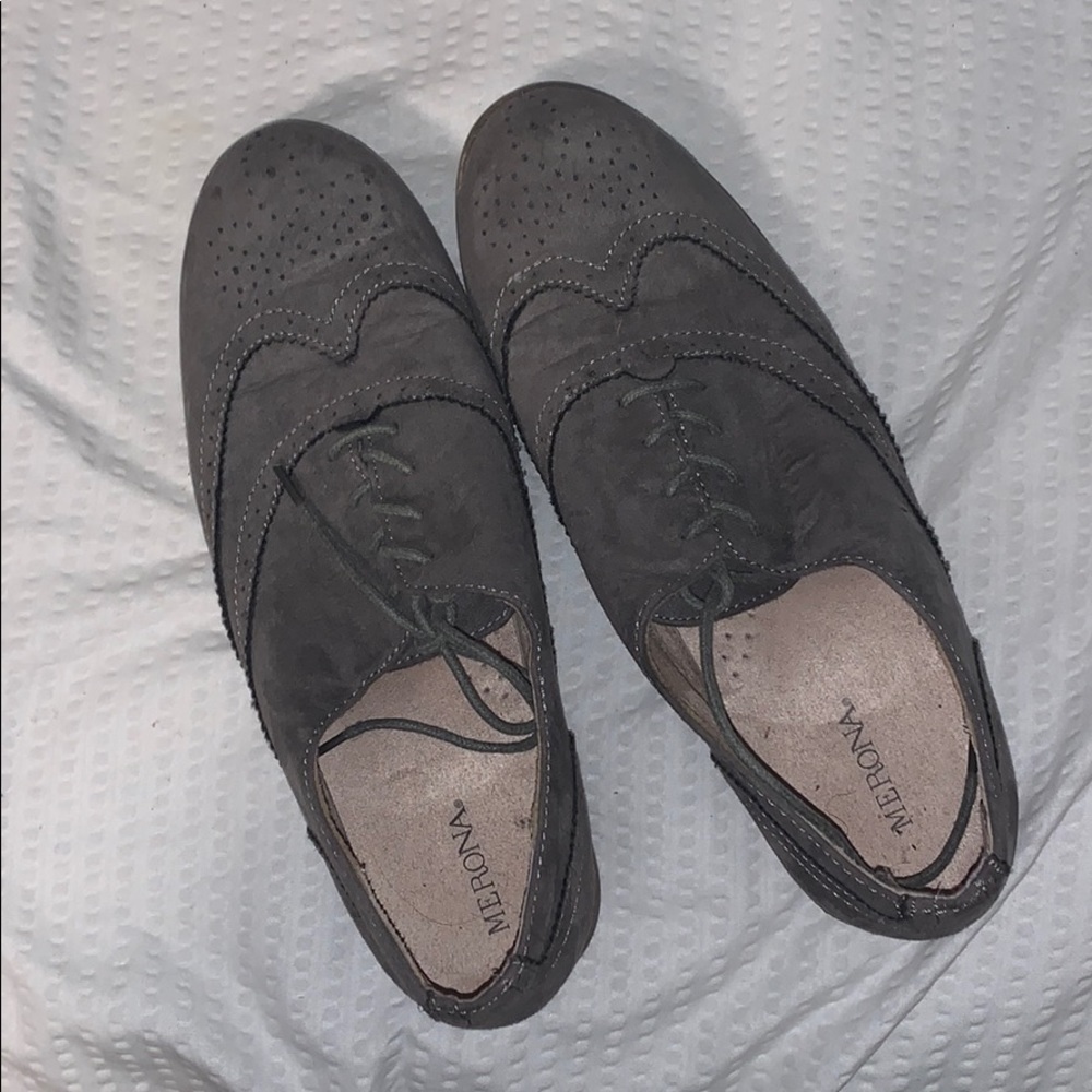 Gray oxfords !
